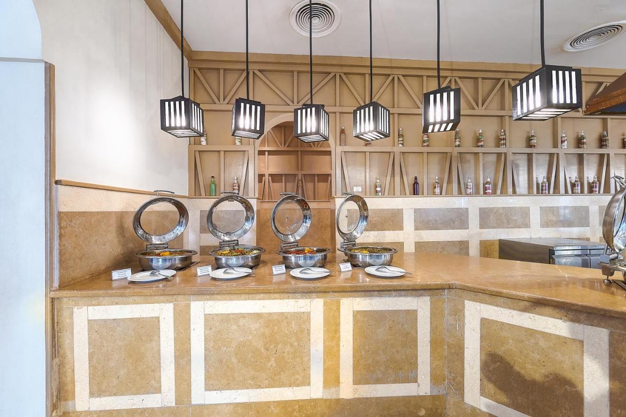 Grand Makadi - Couples And Families Only Hotell Hurghada Eksteriør bilde